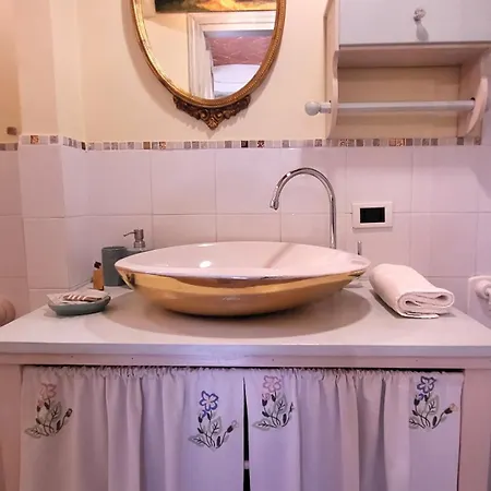 Апартаменты La Reginetta